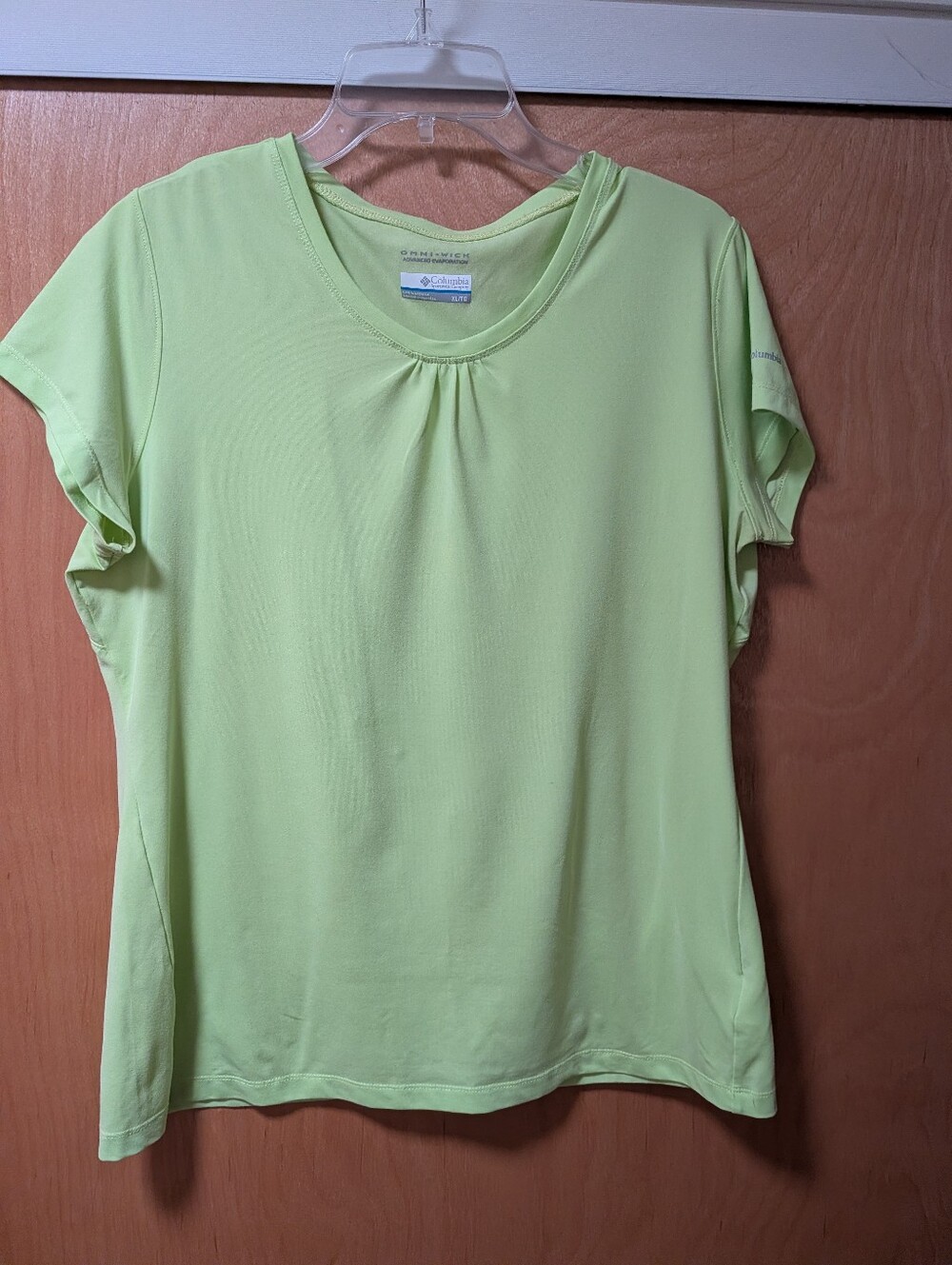 Columbia Omni-Wick Women’s Short Sleeve Tee - Light Green